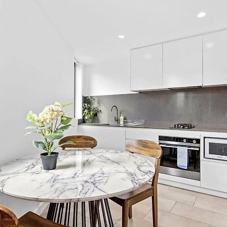 Studio For Long Term Tenants In Strathfield Cbd Сідней Екстер'єр фото