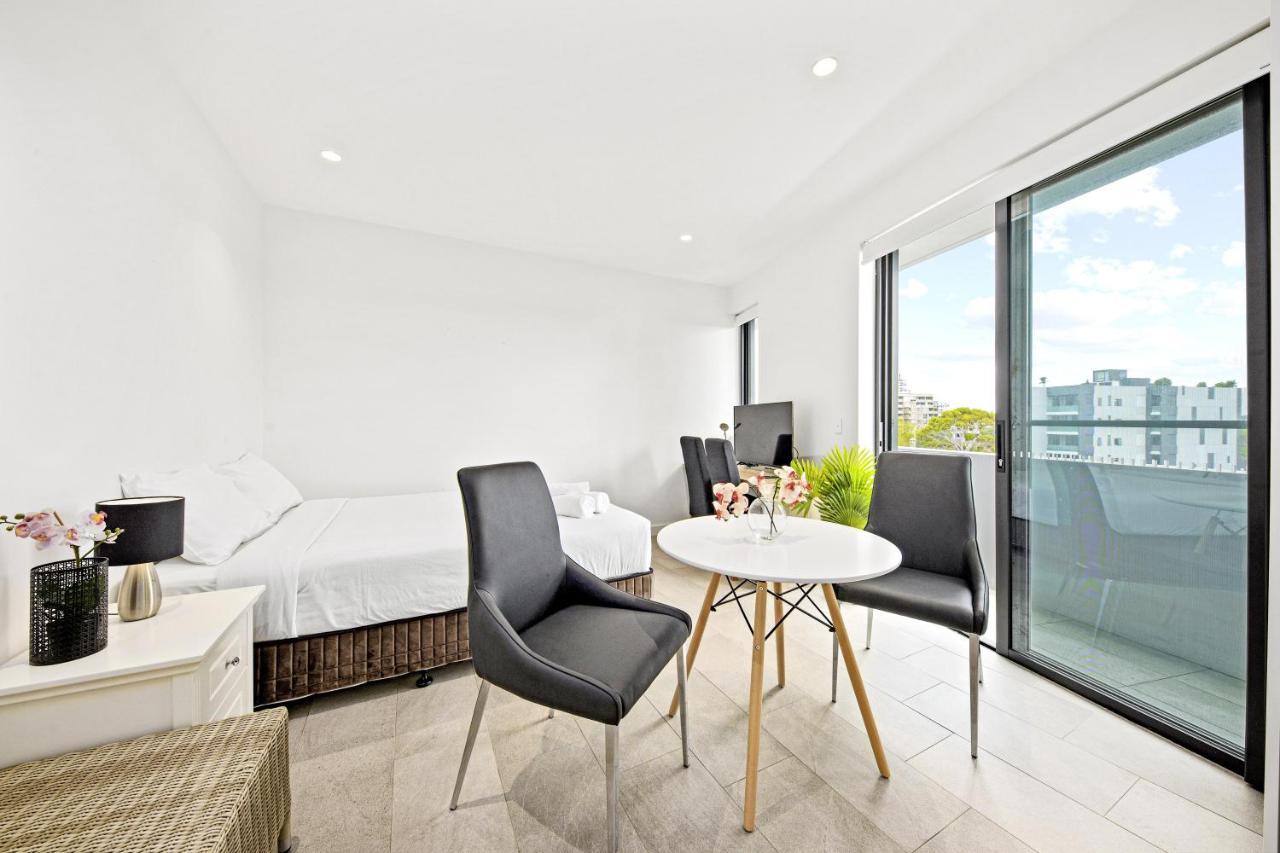 Studio For Long Term Tenants In Strathfield Cbd Сідней Екстер'єр фото