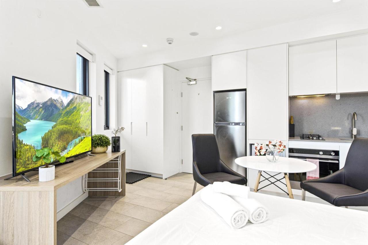 Studio For Long Term Tenants In Strathfield Cbd Сідней Екстер'єр фото